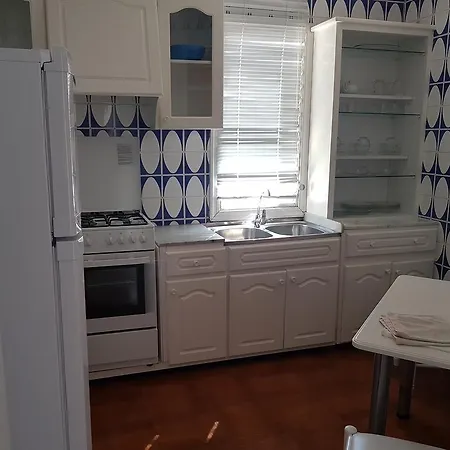 Apartamento Belisas - *